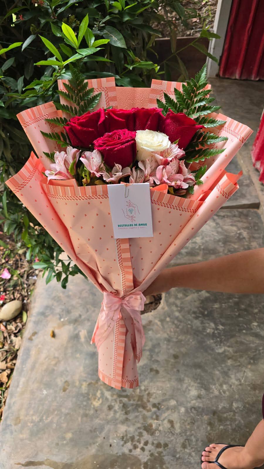 Ramo rosas rojas