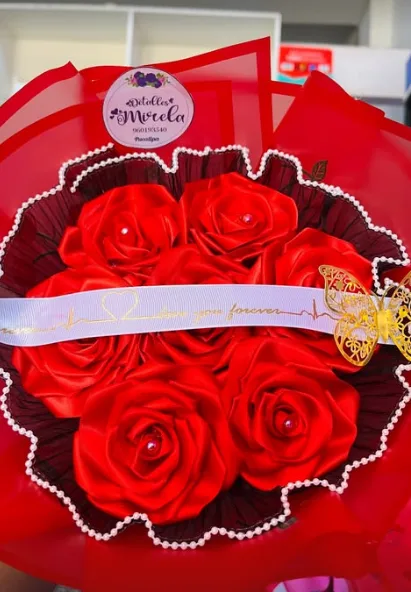 Arreglo Floral de Rosas Rojas